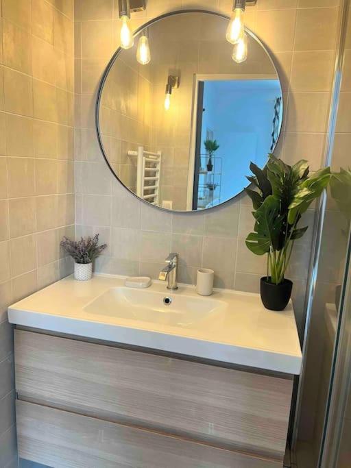 Charme Parisien - Moderne Pres De Bercy & Seine - Ideal Pour Explorer! Apartment