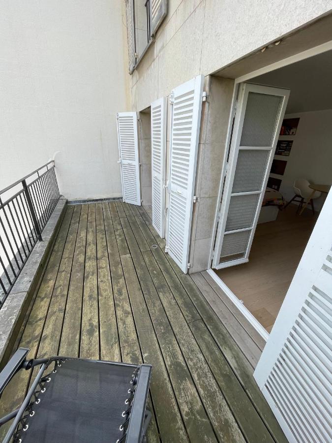 Appartamento Superbe Avec Balcon, Situe Entre 6e Et 7e ! *