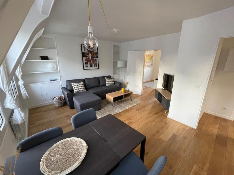 Bright Modern Apartment, 2 Bedrooms, 6 Guests Appartamento Parigi