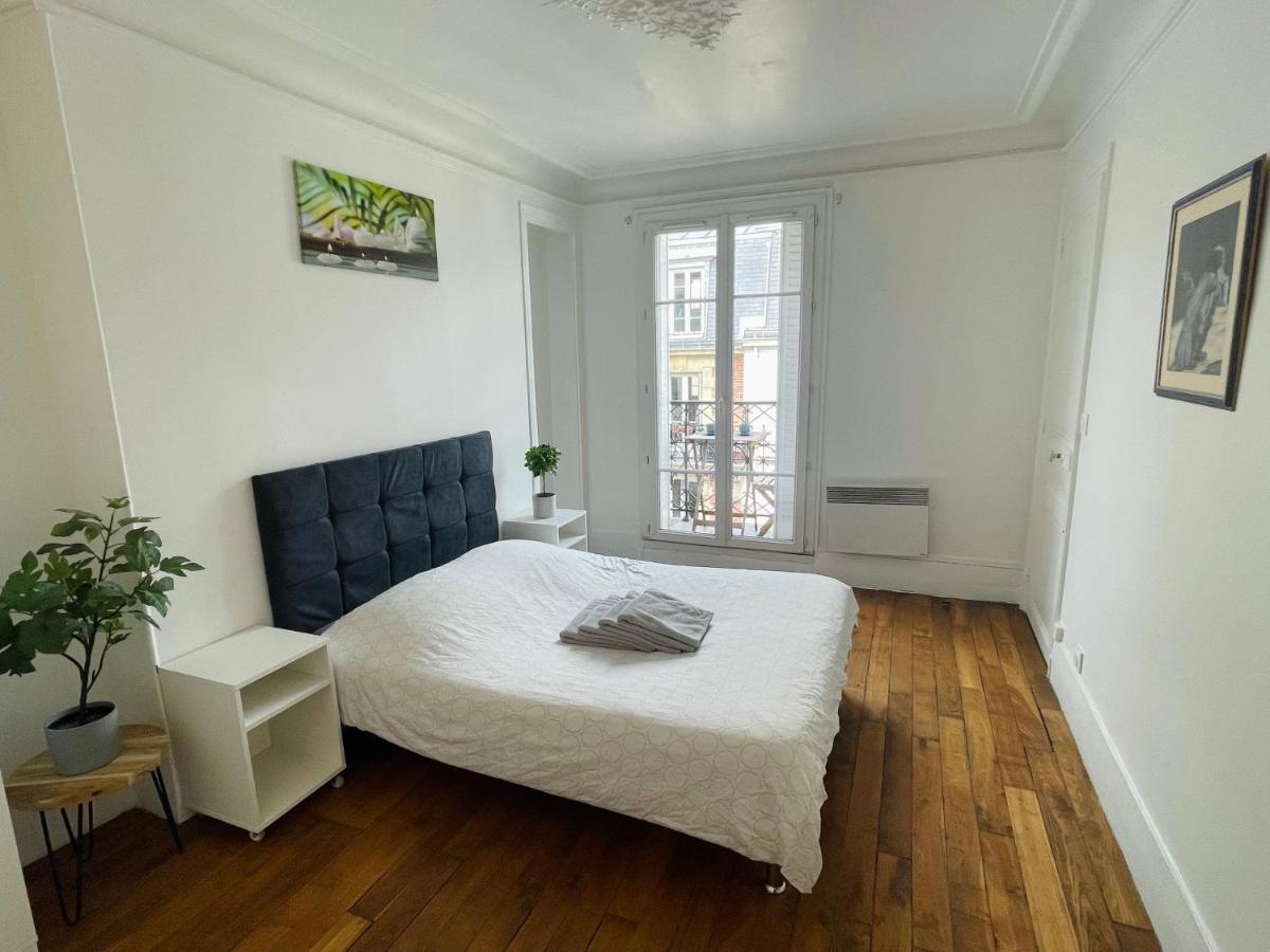 Tour Eiffel Volontaire Apartment Paris