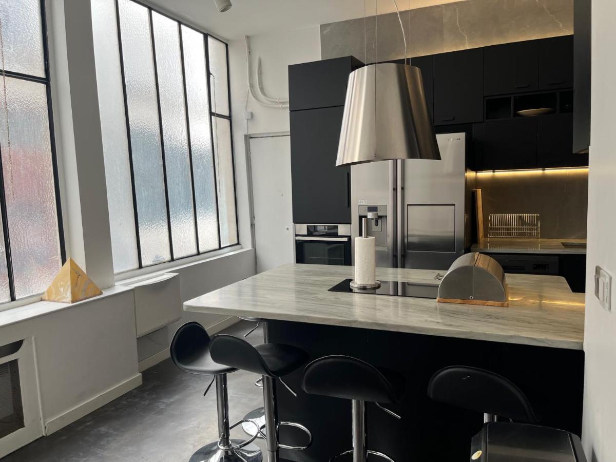 Design In The Marais Apartment