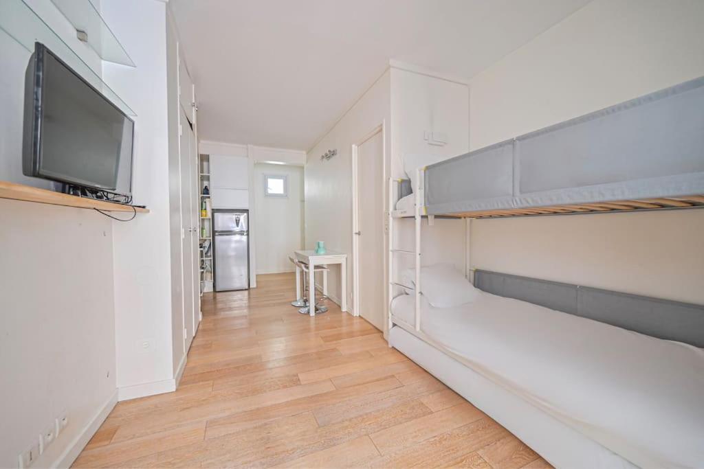 Warm & Welcoming Flat - Family's Ideal - Marais * Paris