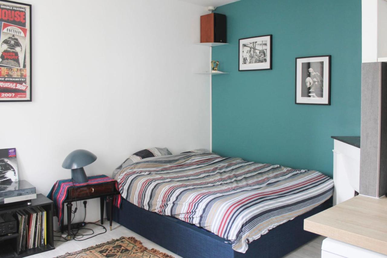 Charming Studio In The 8eme Appartamento