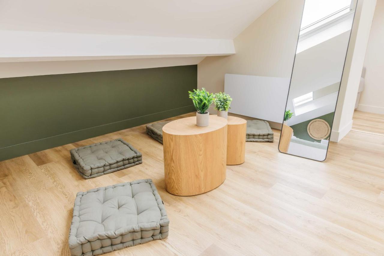 Charming Appart Duplex 7p2br Le Marais Appartamento *