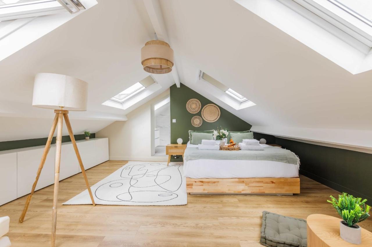 Charming Appart Duplex 7p2br Le Marais Parigi