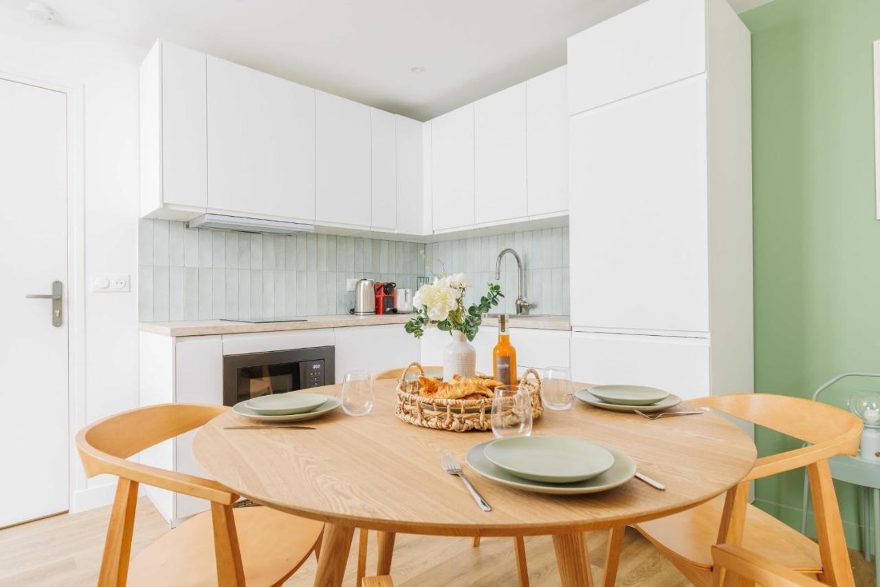 Charming Appart Duplex 7p2br Le Marais Parigi