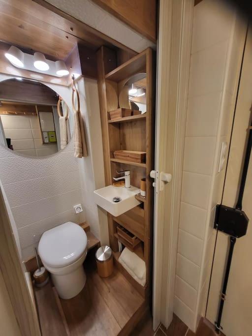 Studio 9m2 Champs Elysees Arc De Triomphe75008 Paris