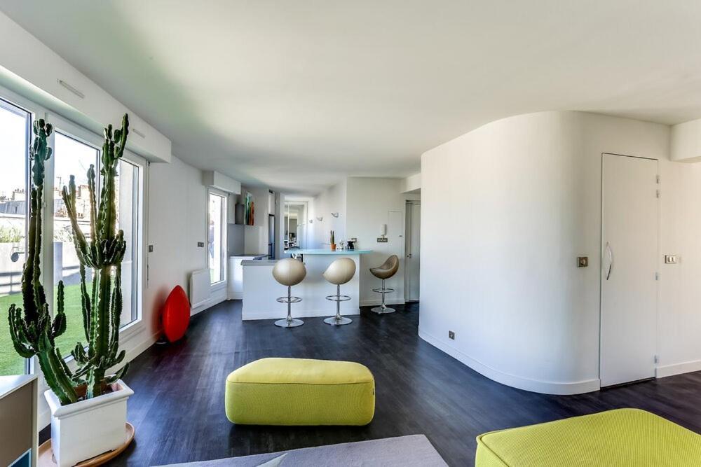 Apartment D'exception 20eme, Terrasse De 45m2, Vue Sur La Tour Eiffel