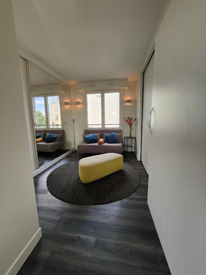 D'exception 20eme, Terrasse De 45m2, Vue Sur La Tour Eiffel *