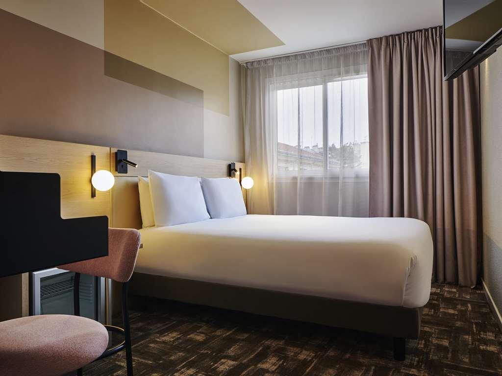 Mercure 15 Porte De Versailles 4*