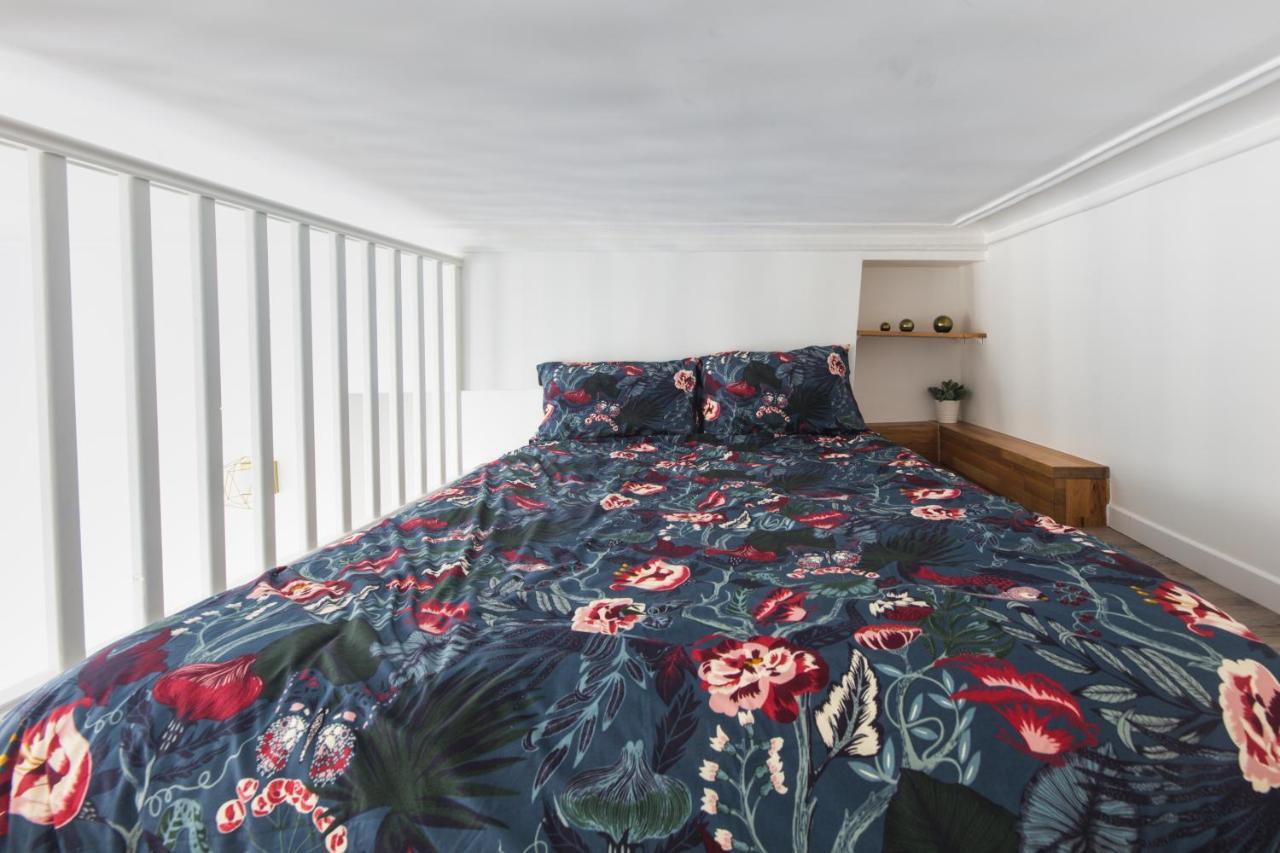 Loft Latin Apartment Paris