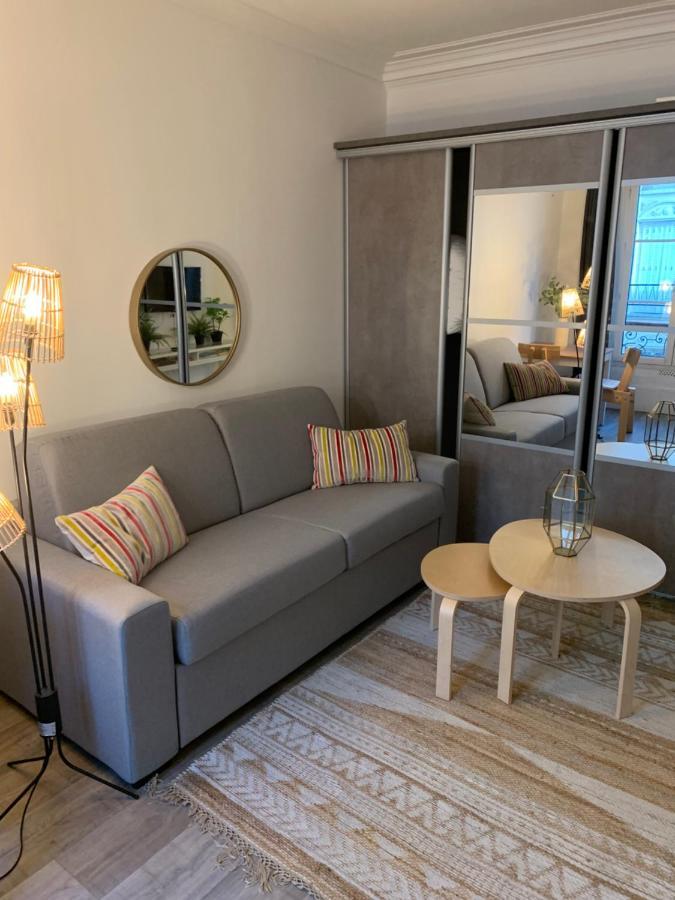 Moderne Au Coeur De Batignolles