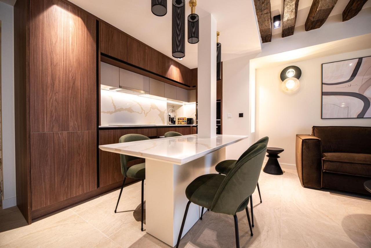 Luxury Marais Apartment Paris