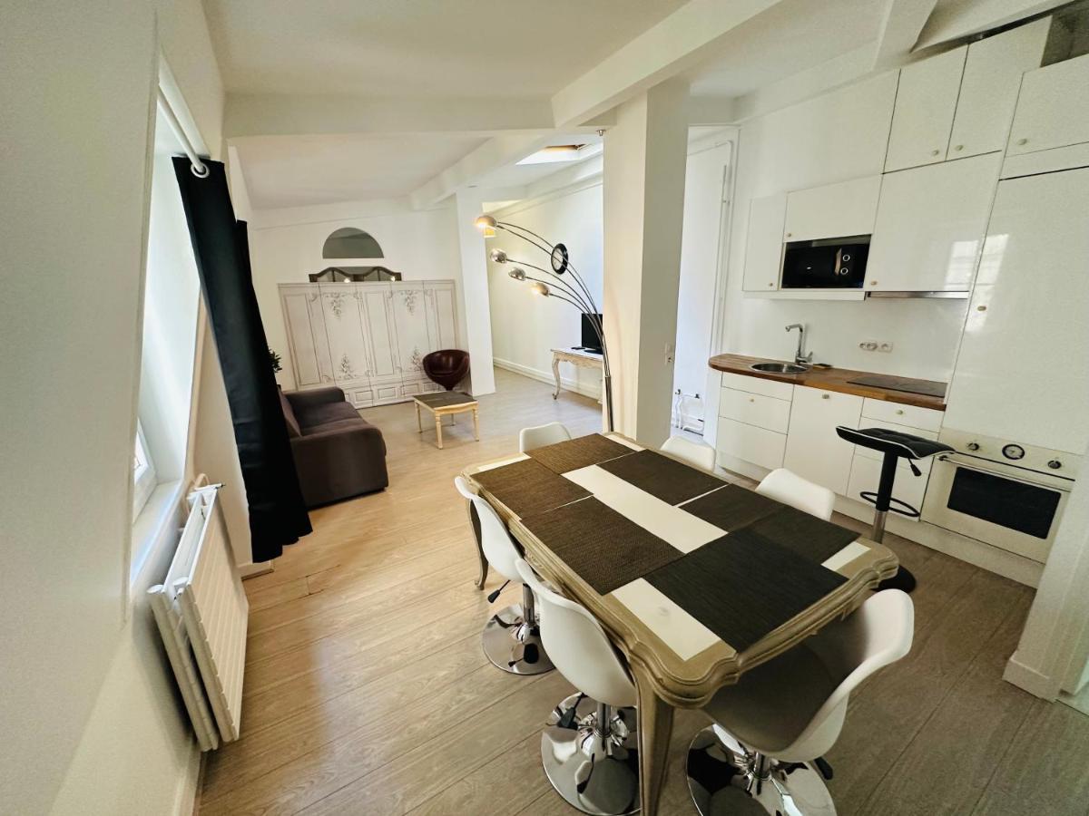 Champs Elysees Marignan Apartment