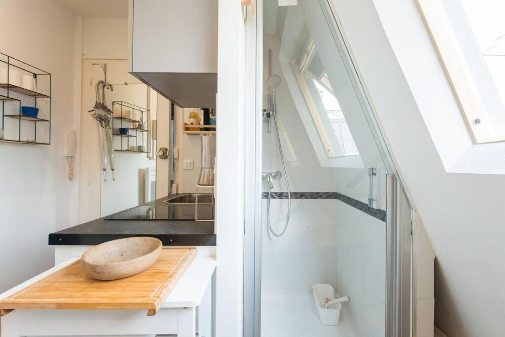 Rochechouart - Cosy Near Montmartre * Parigi