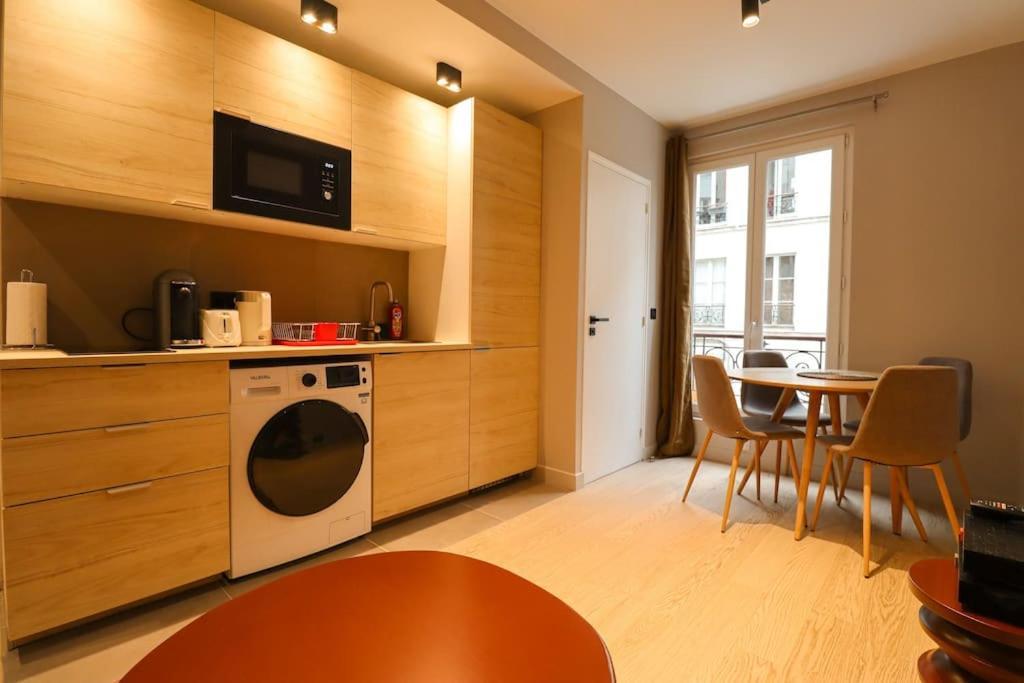 11.newrenovated Flat#invalides#effeil Tower#4 Pers *