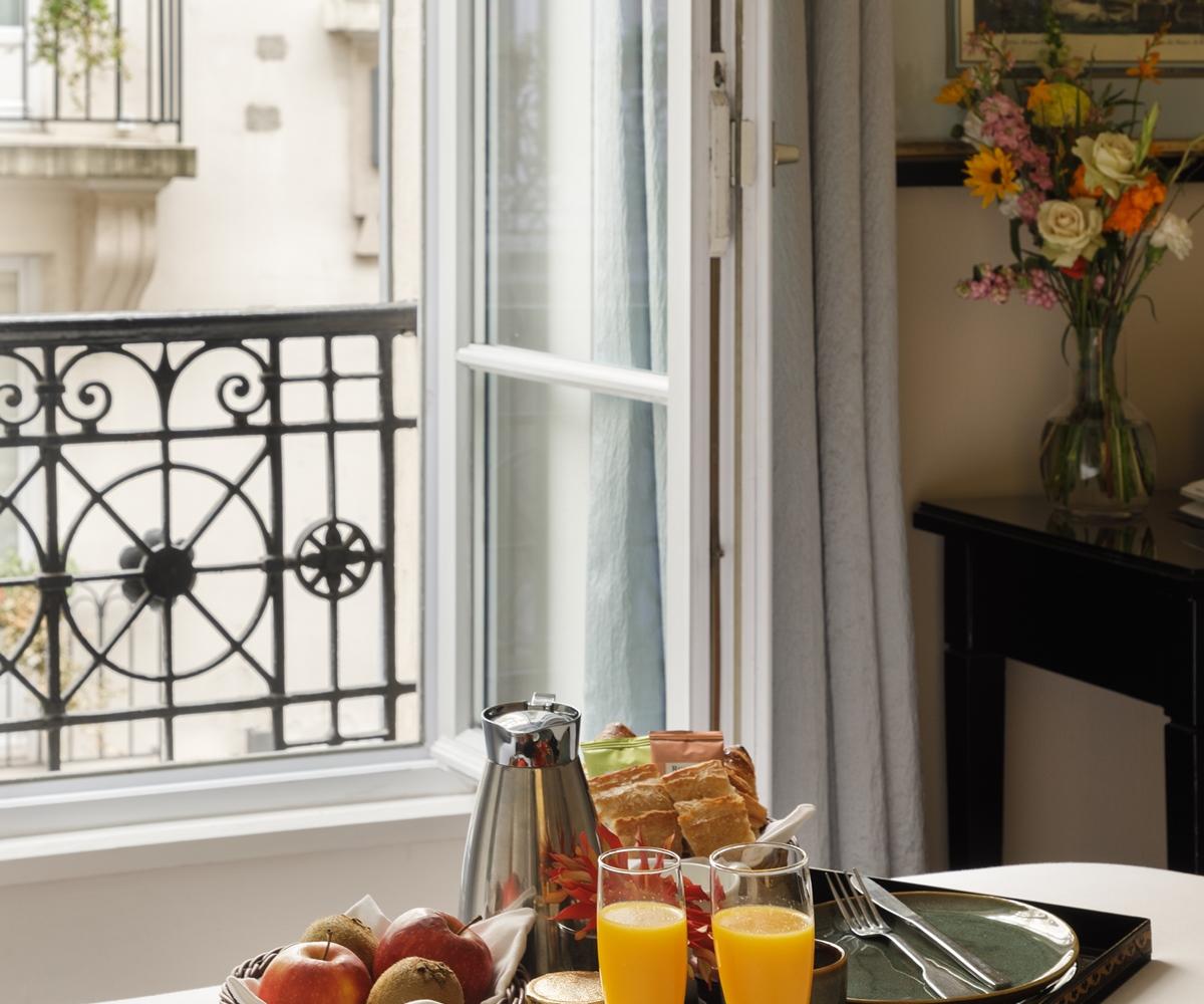 New Republique - Ex Albert's Hotel 4*