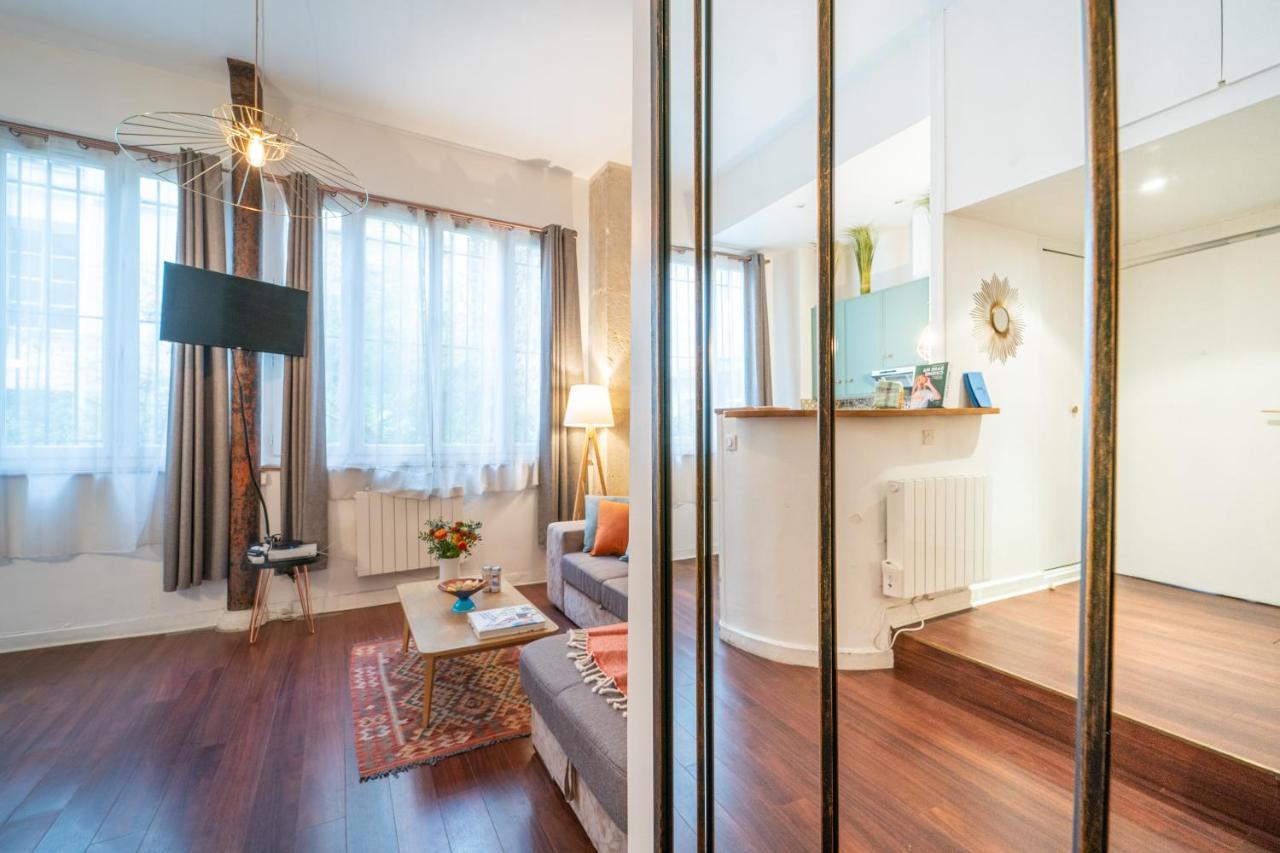 Happy - Tournelles Garden Apartment *