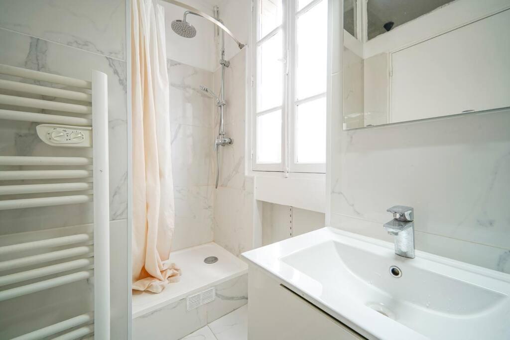 Studio Buttes-chaumont - Hautpoul - Ii * Parigi