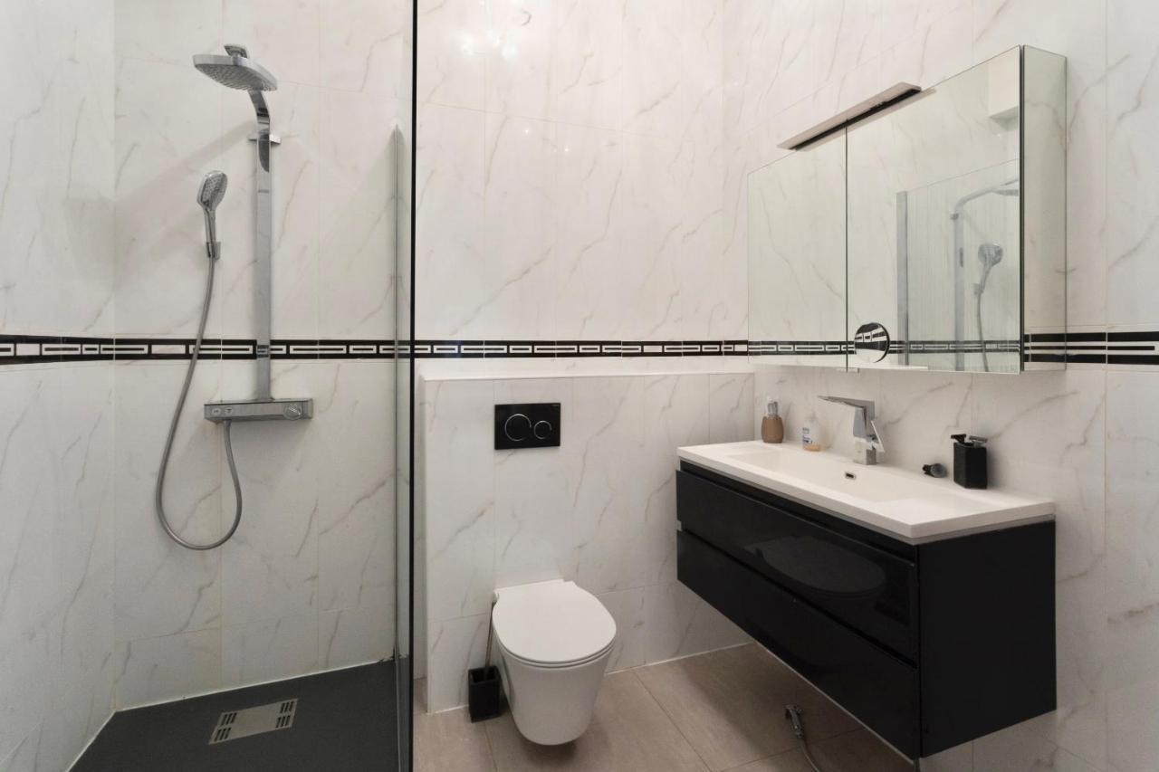 Spcaious Flat 160 M2 Next To Eiffel Tower Parigi