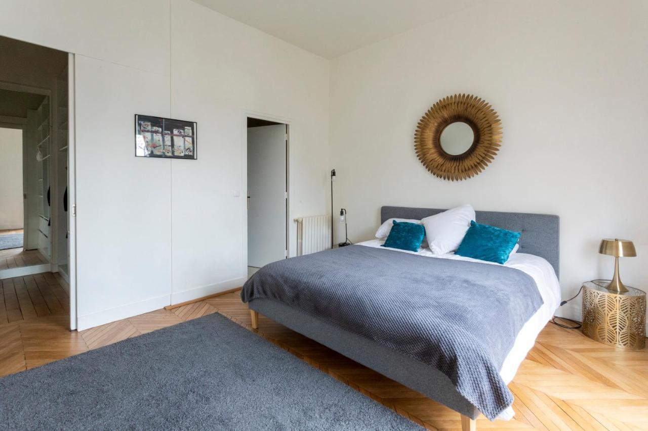 Spcaious Flat 160 M2 Next To Eiffel Tower Parigi