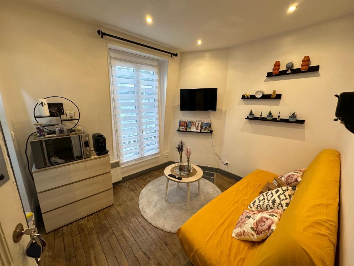 Appartamento Magnifique Studette 15eme Parigi