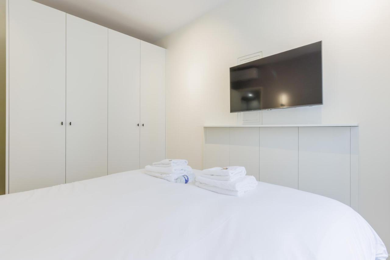 Modern Near Montmartresacre Coeur Apartment Paris