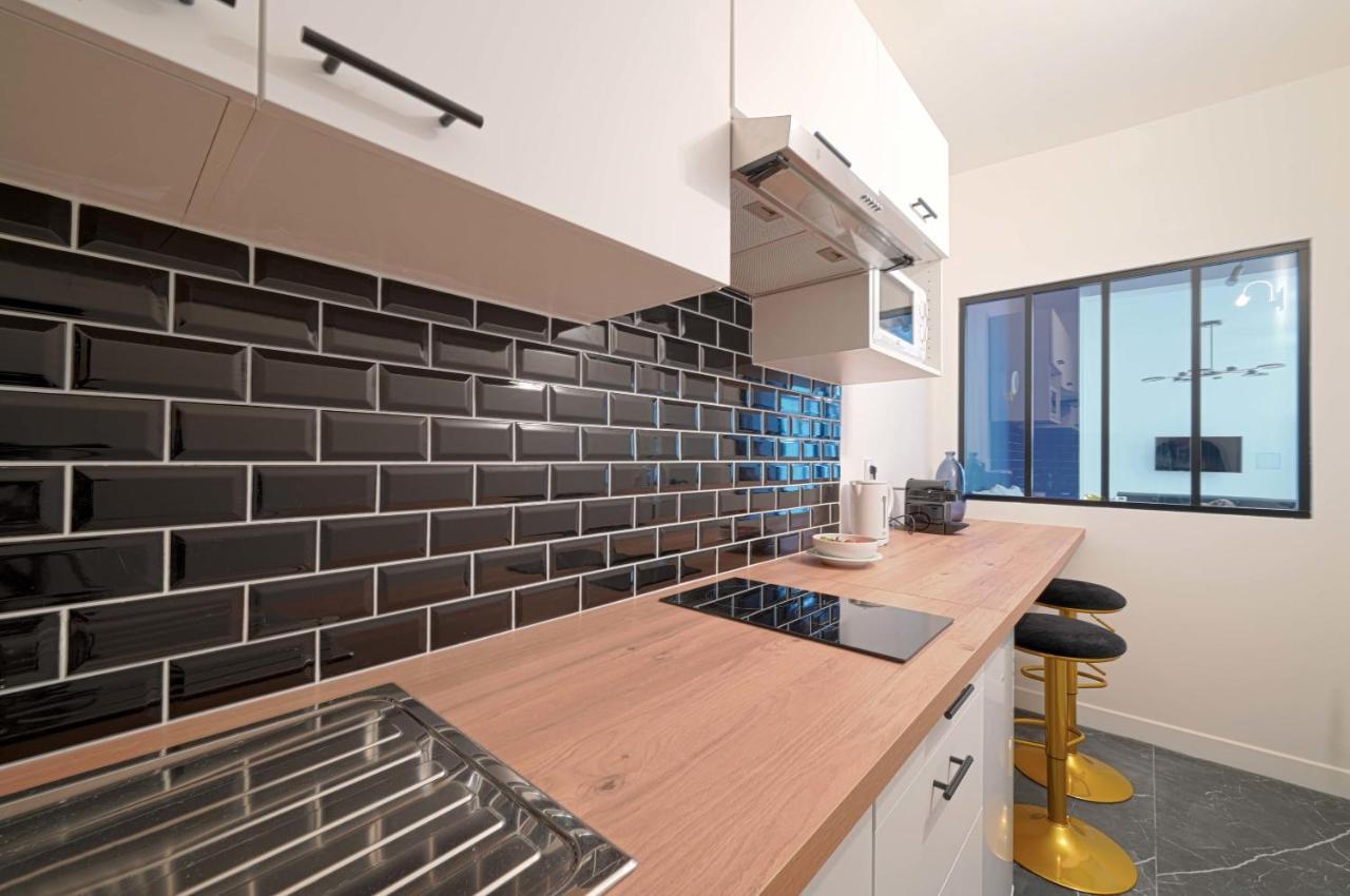 Apartment Modern Large For 3 Paris