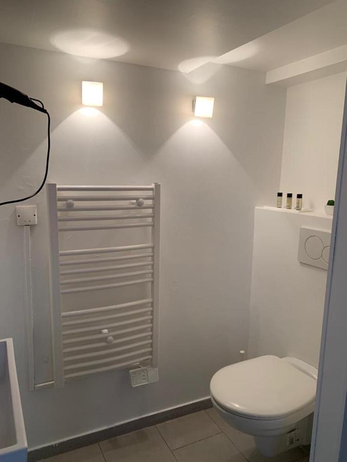 Apartment Spacious Bright Split Level Flat In The Fashionable Marais Paris