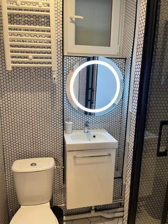 Modern Mini Flat In Center * Parigi
