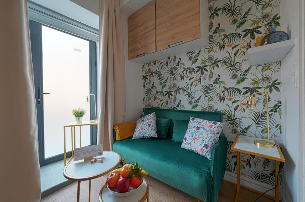 Adorable Updated Studio In The Heart Of The Bustling Le Marais District Appartamento Parigi