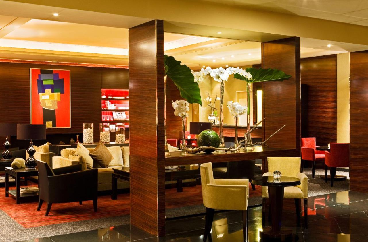 Hotel Warwick Champs-elysees Parigi