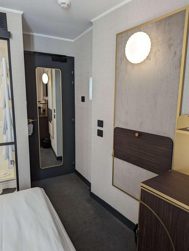 Hotel Western Bretagne Montparnasse Parigi