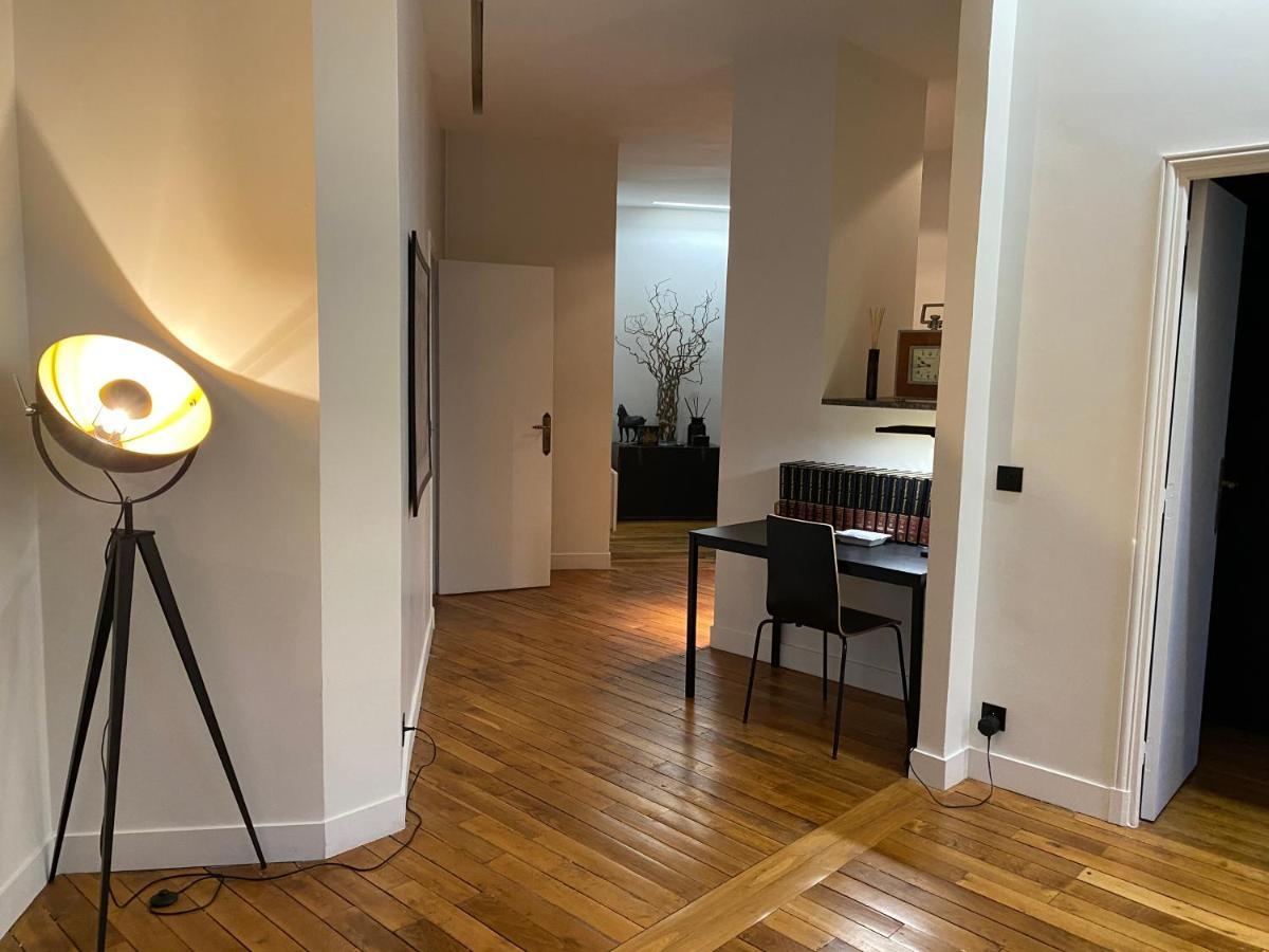 3 7e * Parigi