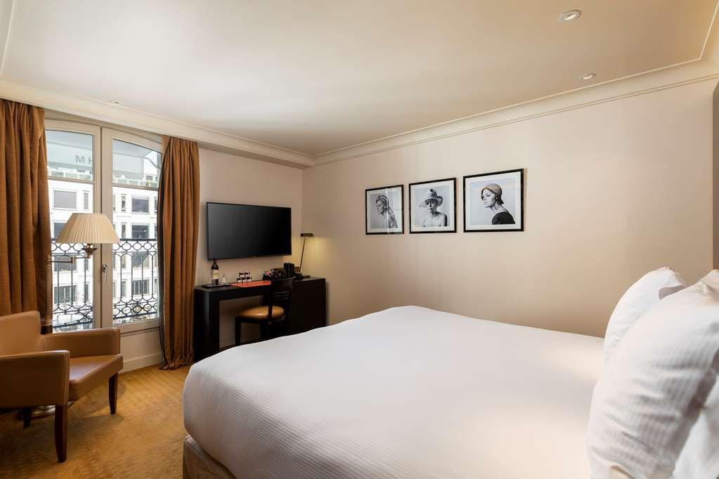 Hotel Montaigne Parigi
