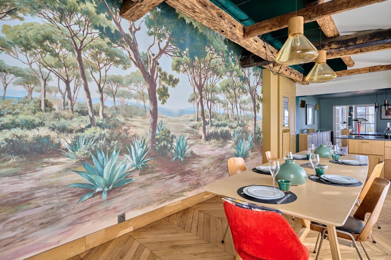 Center Of With Terrace By Studio Prestige