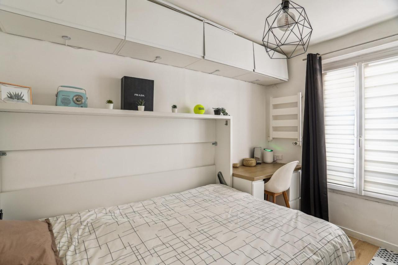 Small Comfortable Near Eiffel Tower Appartamento