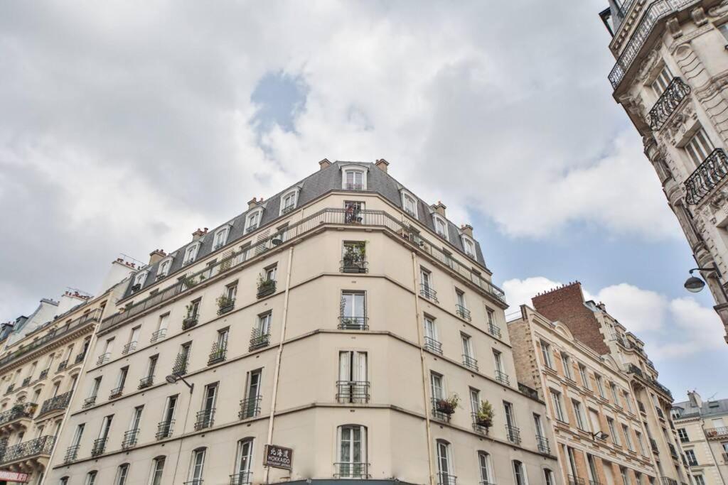 Appartement De Charme Proche Du Canal Saint-Martin Apartment *