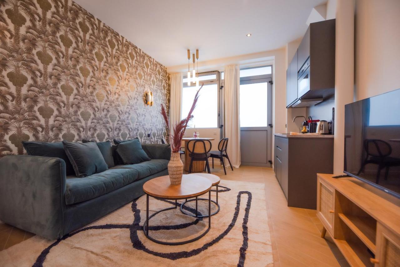 Lovely Close To Eiffel Tower Parigi