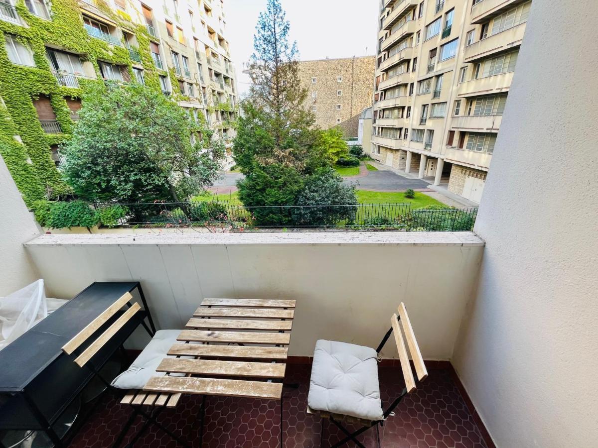 Apartment Dream Dwell -studio With Balcony 800m To Trocadero And Tour Eiffel Paris
