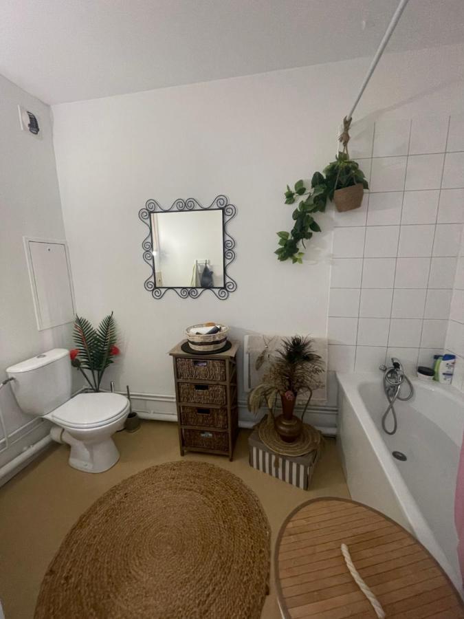 Apartment In The Heart Of Next Perelachaise/bastille Paris