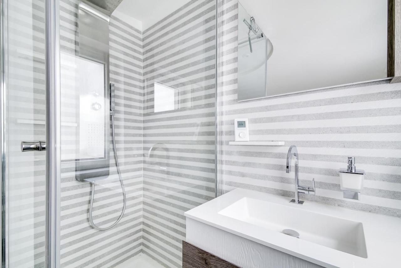 Luxury, Cosy & Quiet 1 Bedroom Apt, St-germain-des-pres Parigi