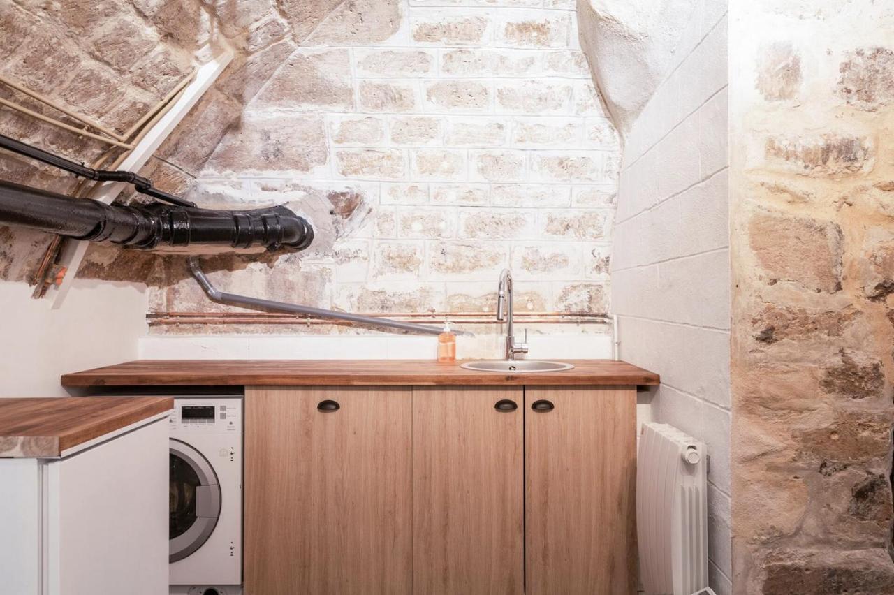 Lyonnais Center Of Apartment Paris