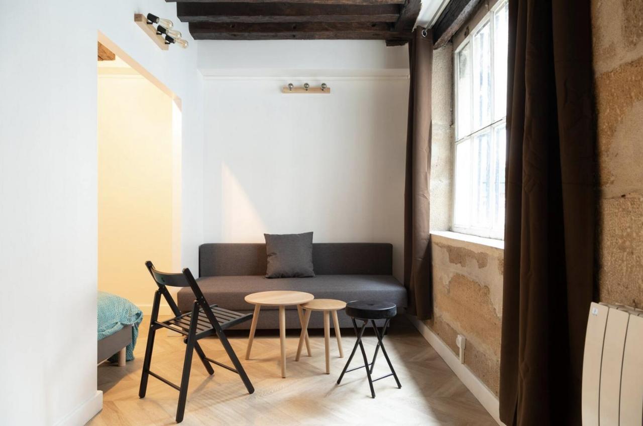 Lyonnais Center Of Apartment *
