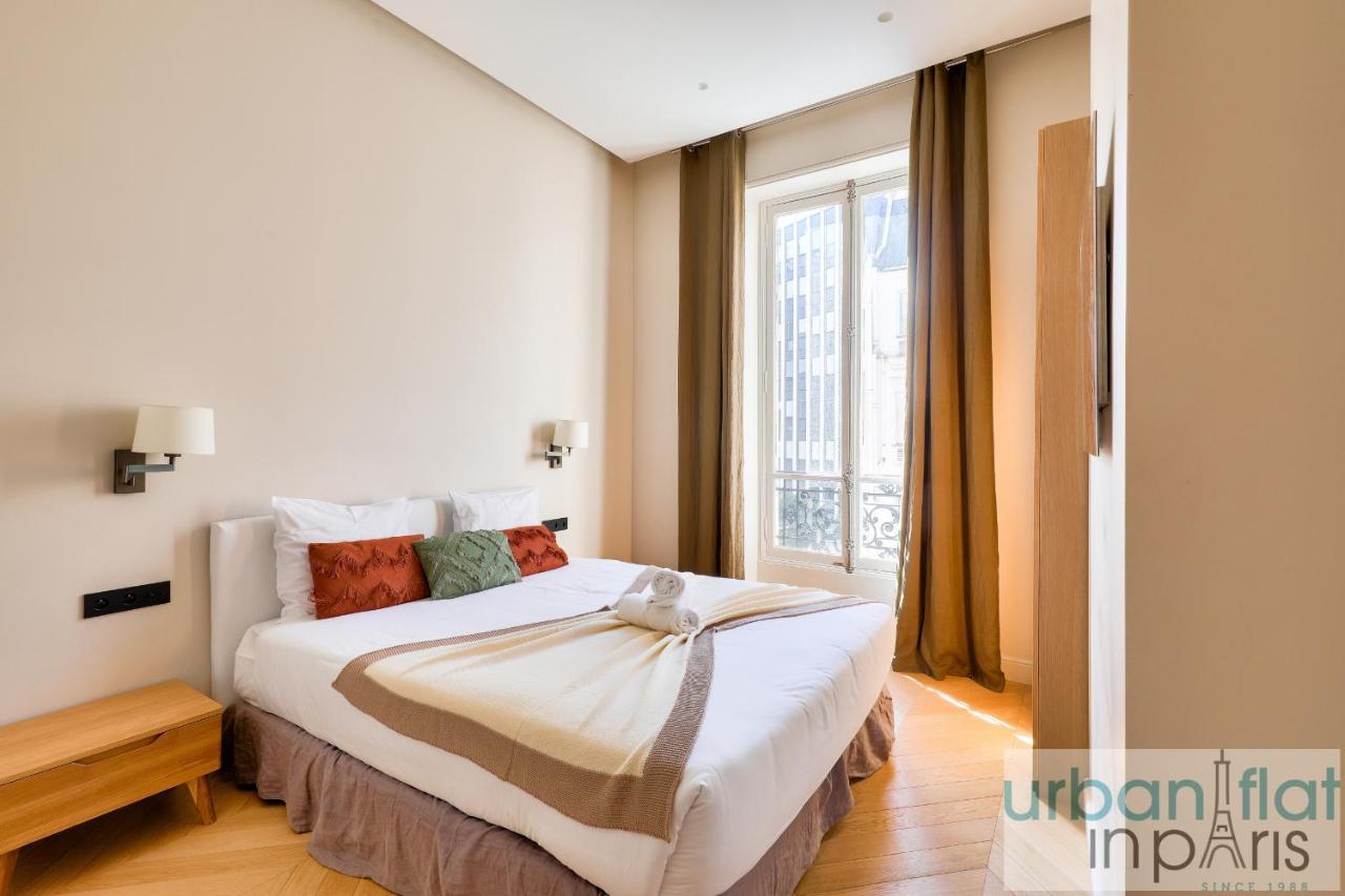 Appartamento 141 - Beautiful Flat Triangle D Or Champs Elysees Parigi