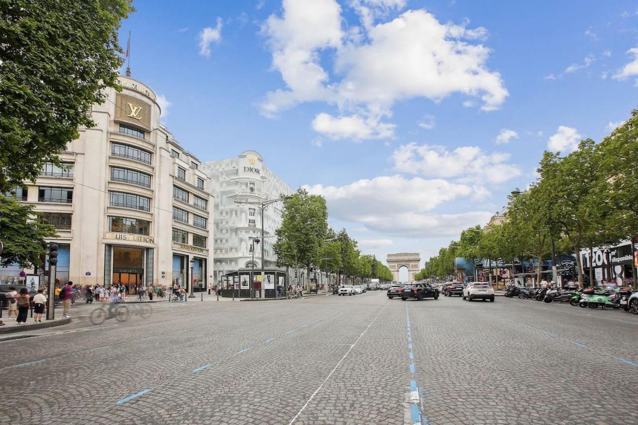 Champs Elysees Luxury 3 Bed Paris
