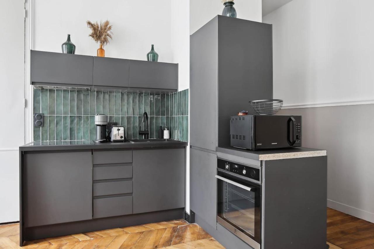 Apartment Champs Elysees Luxury 3 Bed Paris