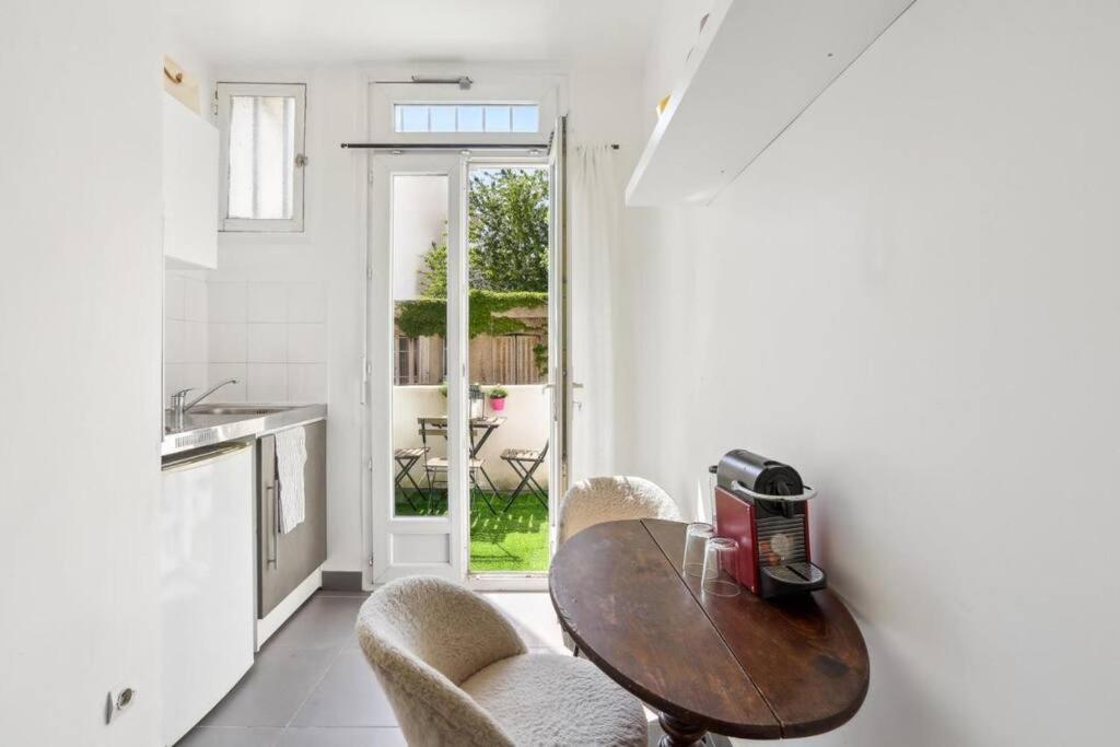 Apartment Cosy Studio With Terrace Retreat - Mp52a *