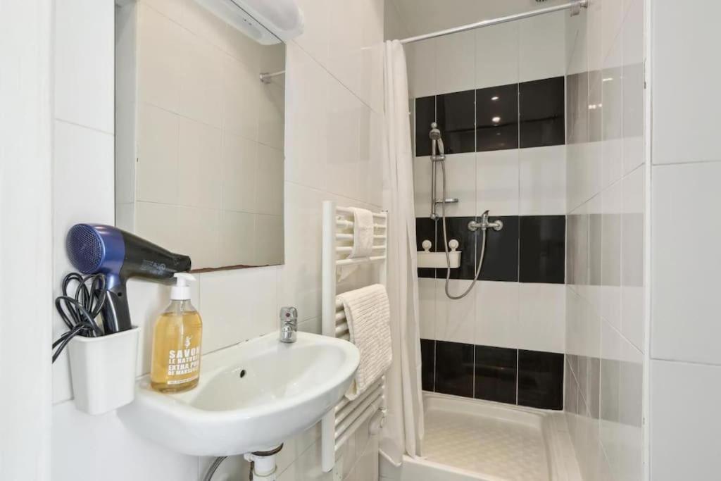 Cosy Studio With Terrace Retreat - Mp52a Apartment