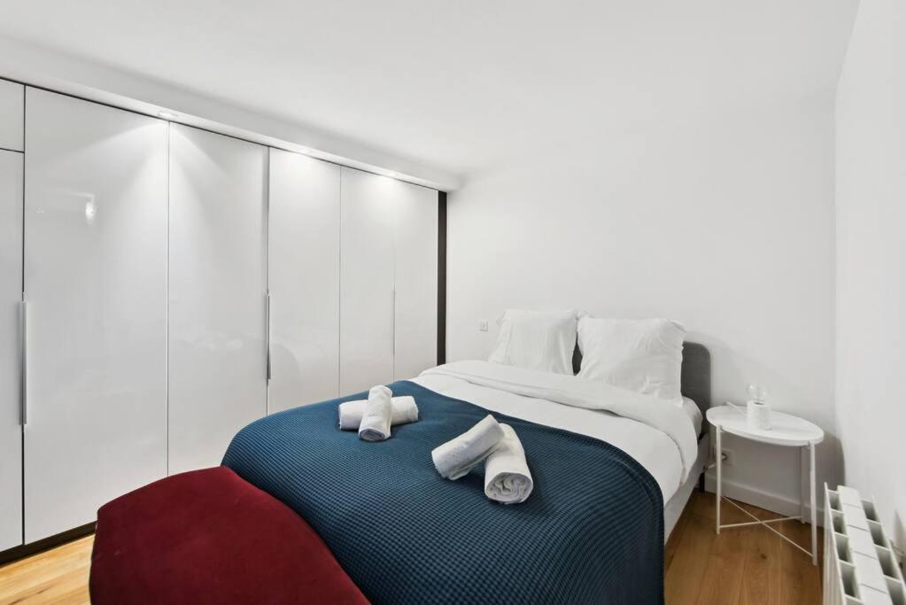 Apartment Montmartre Theater Loft Paris